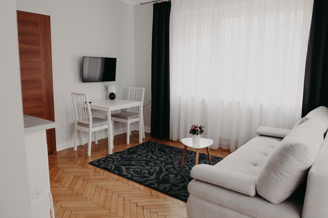 ריטרו Apartamenty „Nad Popradem” מראה חיצוני תמונה